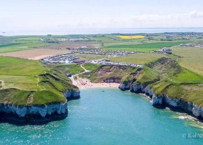 Trinket - The Cliff Top Cottage